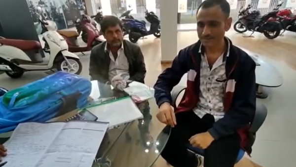 आखिर कहां से आए इतने सिक्‍के?