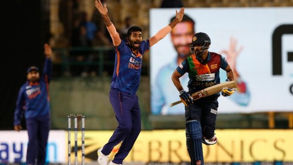 श्रीलंका के नाम हुआ पावरप्ले का शर्मनाक रिकॉर्ड