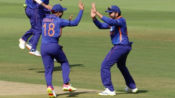 भारतीय टीम मैनेजमेंट से खुश नहीं हैं आकाश चोपड़ा