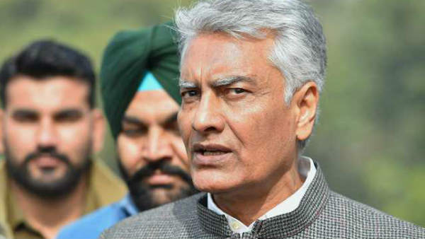 जाखड़ के बयान से मचा था बवाल 