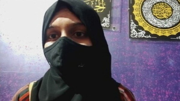 नहीं चाहतीं लड़कों पर कार्रवाई
