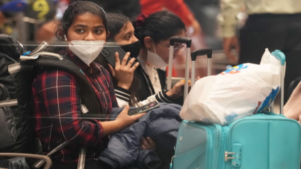 नेहा ने मुश्किल वक्त में साथ रहने का किया फैसला