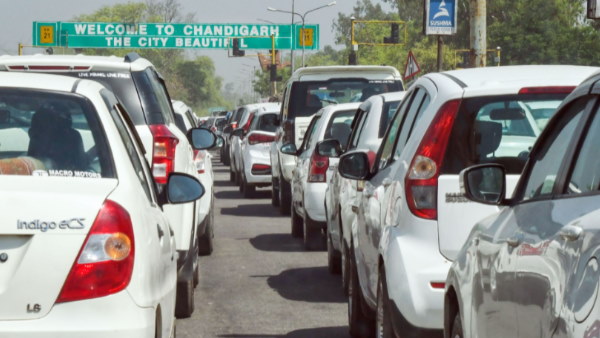 हॉर्न बजाने वाले हैं तो ये बस आपके लिए हैं