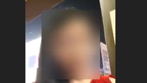 वायरल हो रहा है वीडियो