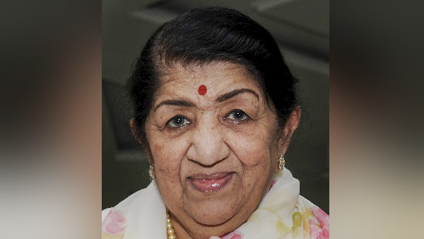 अलविदा कह गईं लता दीदी