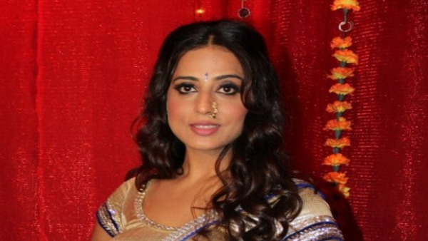Boy Friend के साथ गोवा में रहती हैं माही Boy Friend के साथ गोवा में रहती हैं माही