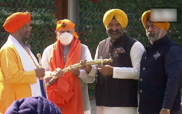 Watch Video: Prime Minister Narendra Modi hosted prominent Sikh leaders Ahead of Punjab Polls