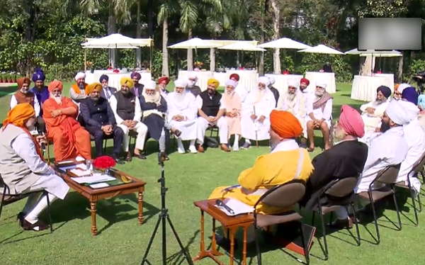 Watch Video: Prime Minister Narendra Modi hosted prominent Sikh leaders Ahead of Punjab Polls