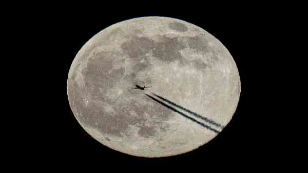 चीनी मिशन का मलबा चंद्रमा पर गिरेगा