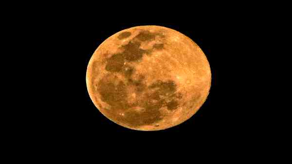 इसरो और नासा की ओर देख रही है दुनिया 