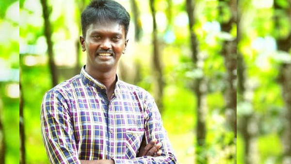 30 साल से भी अधिक समय से पकड़ रहे हैं साप