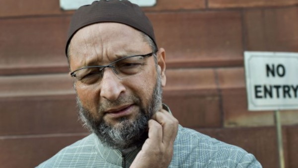 पत्नी को नहीं हुआ ओवैसी की बात पर यकीन