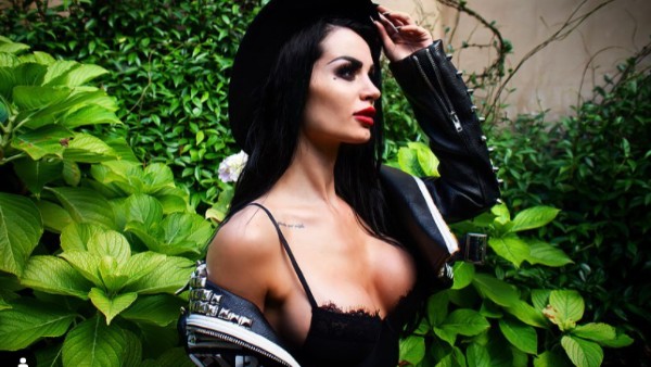 यंग फैन ने खोली आंखे