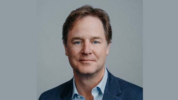 30 महिलाओं के साथ सोने का दावा