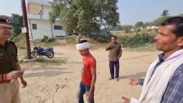  'मैं 13 साल का हूं सर, मैं स्कूल जाता हूं, मैं चाय भी बेचता हूं'