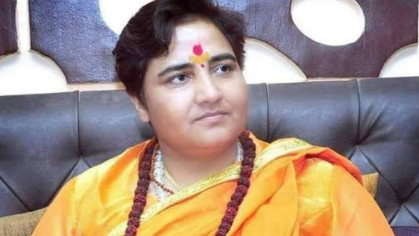 प्रज्ञा ठाकुर ने हिजाब और खिजाब की तुलना की