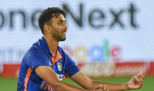 सबसे किफायती गेंदबाजों की लिस्ट में शुमार हुए कृष्णा