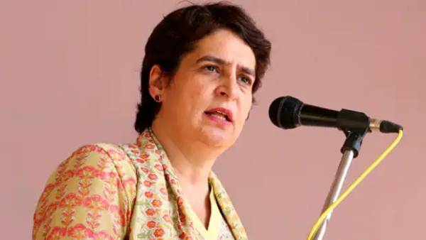 सियासी गलियारों में चर्चाएं तेज़ सियासी गलियारों में चर्चाएं तेज़