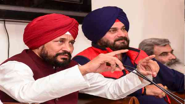 कम वोटिंग किसके लिए खतरे की घंटी है?