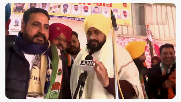 Punjab Elections 2022: Chief Minister Charanjit Singh Channi in Bathinda, targets Bhagwant Mann, AAPs Punjab CM candidate Punjab Elections 2022: Chief Minister Charanjit Singh Channi in Bathinda, targets Bhagwant Mann, AAPs Punjab CM candidate