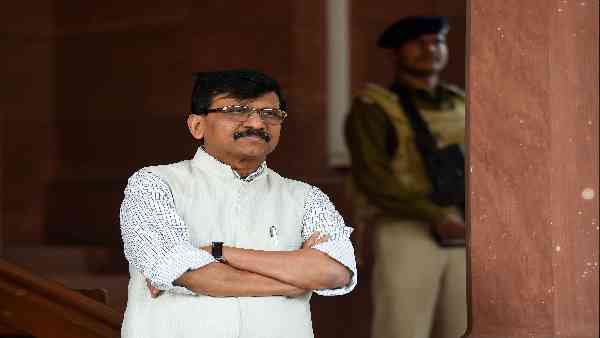 क्या संजय राउत पार्टी नेतृत्व और एमवीए सरकार से नाराज हैं ?