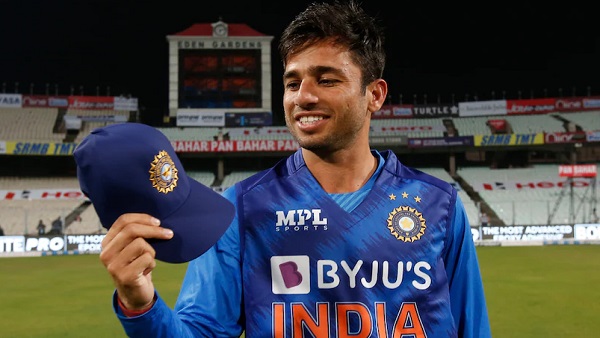 किसी भारतीय स्पिनर द्वारा तीसरा सर्वश्रेष्ठ आंकड़ा