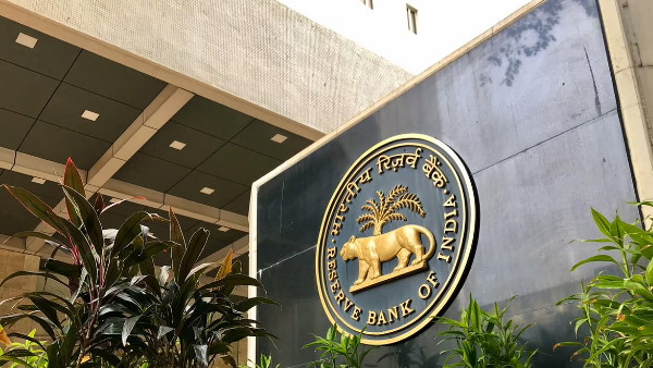 1100 ऐप में से 600 अवैध 1100 ऐप में से 600 अवैध