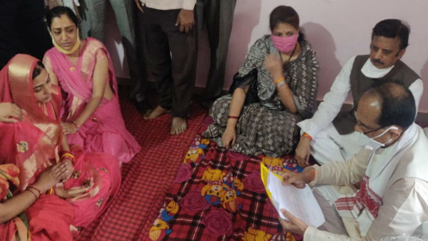 रिलेशन भर्ती में सेना में शामिल हुए थे दीपक