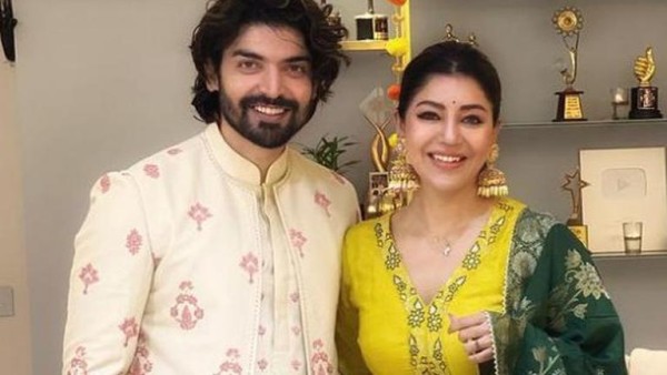 प्रेग्नेंसी में देखते ही बनता है देबिना के चेहरे पर निखार प्रेग्नेंसी में देखते ही बनता है देबिना के चेहरे पर निखार