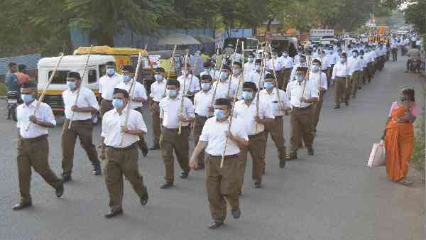 1,50,000 स्वयं सेवक घर-घर जाकर चला रहे हैं अभियान