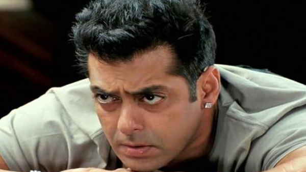 तुम तो बॉलीवुड को बहुत गलियां दे रही थी