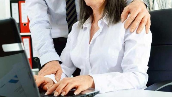  कंपनी के बॉस ने किया था यौन उत्पीड़न