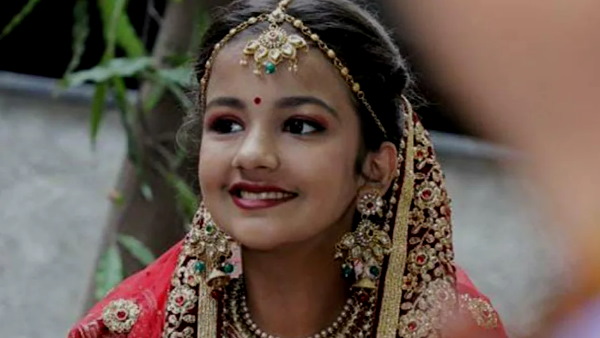 पिता करते हैं सोने-चांदी का काम पिता करते हैं सोने-चांदी का काम