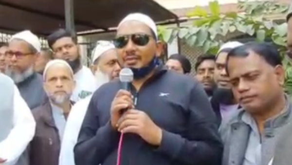 Former SP MLA wept after ticket cut in Varanasi Former SP MLA wept after ticket cut in Varanasi