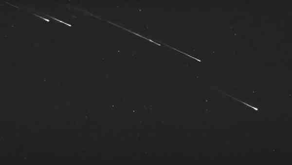 स्टारलिंक सैटेलाइट जलने का वीडियो आया