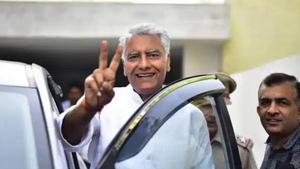 जाखड़ के बयान से चढ़ा सियासी पारा