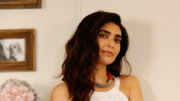 लोकप्रिय चेहरा हैं करिश्मा तन्ना 