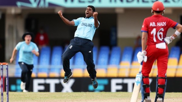 रेहान अहमद के दम पर इंग्लैंड ने रचा इतिहास