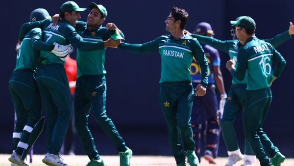 ऐसा करने वाले पहले खिलाड़ी बनें अकरम ऐसा करने वाले पहले खिलाड़ी बनें अकरम