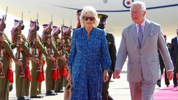 प्रिंस चार्ल्स और कैमिला की शादी कैसे हुई?