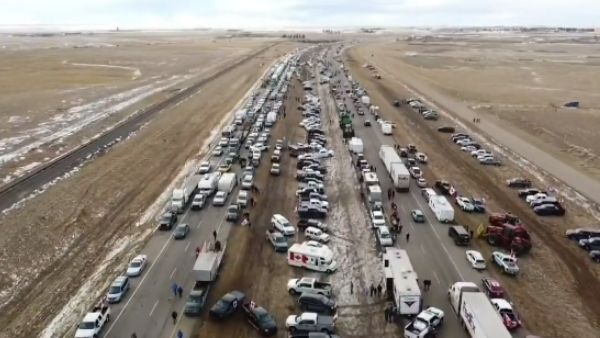 कनाडा में ट्रक ड्राइवर्स का प्रदर्शन