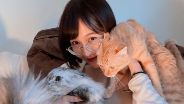 शर्मिंदगी के चलते छोड़ा देश