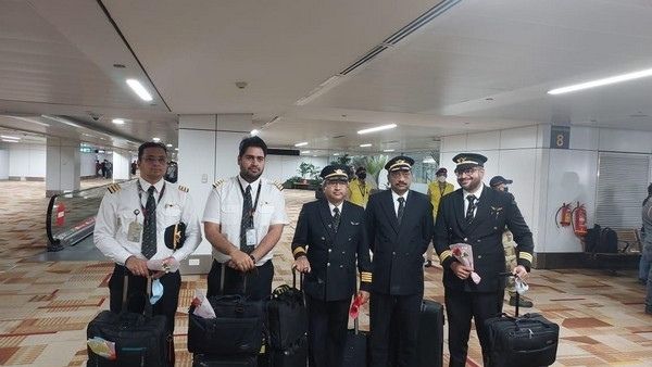पाकिस्तान की दिलचस्प सहायता पाकिस्तान की दिलचस्प सहायता
