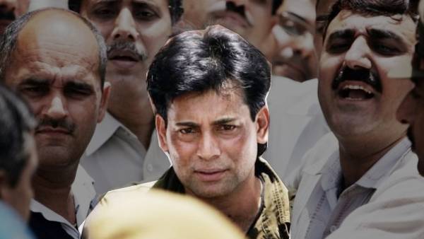 मुंबई बम ब्लास्ट में 257 लोगों की मौत