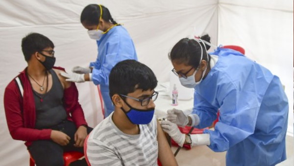 70 फीसदी किशोरों लगी पहली डोज 