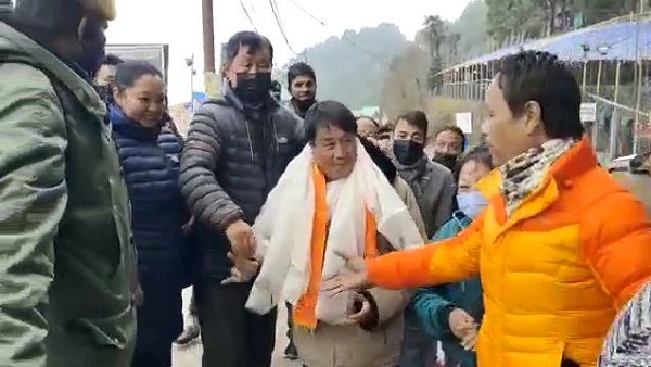 बड़े राजनीतिक बदलाव के आसार 