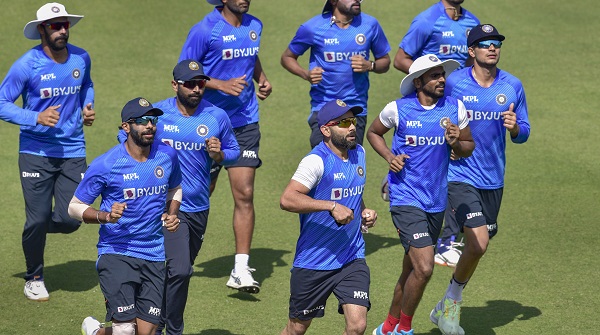 IND vs SL: Rohit won the toss in Virat Kohlis 100th Test, Iyer and Vihari in playing 11 IND vs SL: Rohit won the toss in Virat Kohlis 100th Test, Iyer and Vihari in playing 11