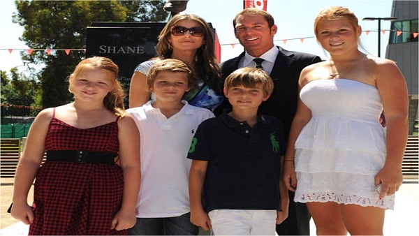 कठिन समय से गुजर रहे थे वॉर्न