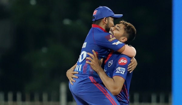 आवेश खान को पोंटिंग ने कैसे प्रेरित किया-