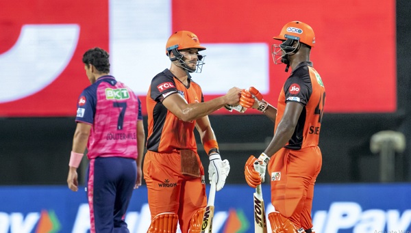 पहला गेम बुरी तरह हार चुके हैं सनराइजर्स- पहला गेम बुरी तरह हार चुके हैं सनराइजर्स-